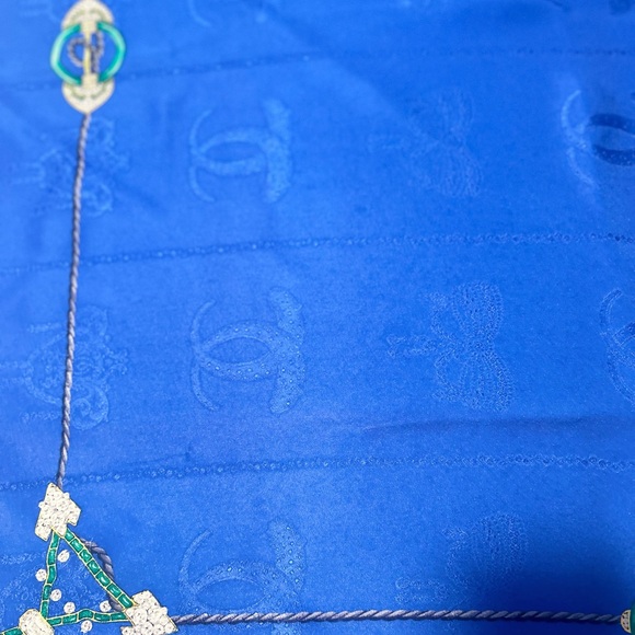 Cartier Scarf - Picture 12 of 14